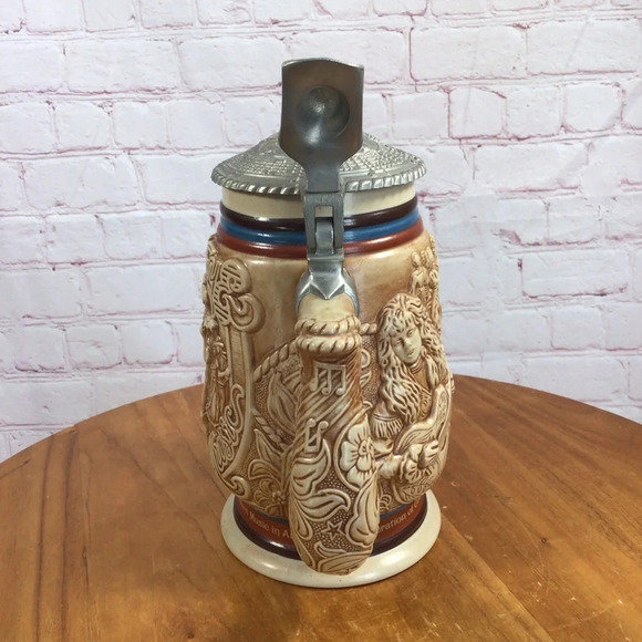 Vintage Avon 1994 Country & Western Music Ceramic Lidded Stein - Made in Brazil - Picture 4 of 10